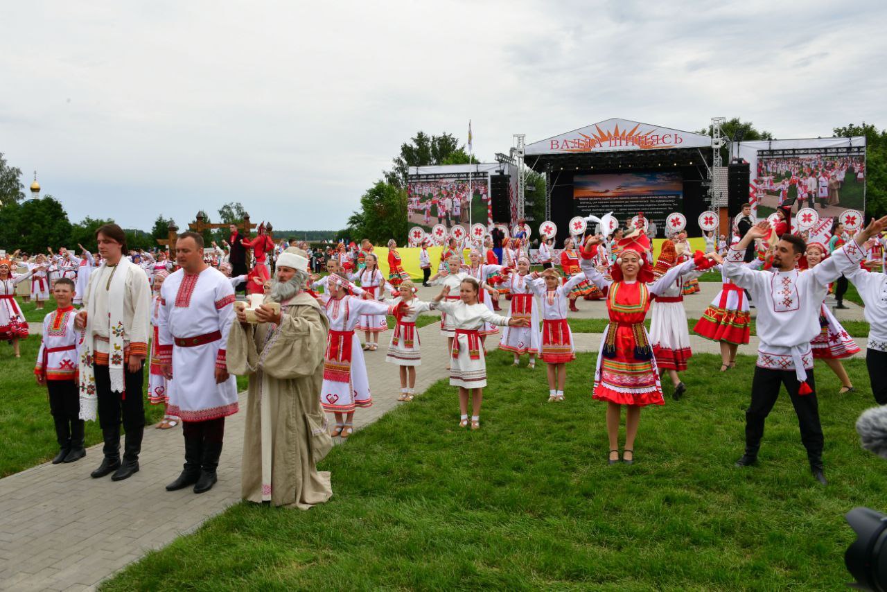Минниханов о «Валда Шинясь»: Один из самых ярких и самобытных праздников Татарстана