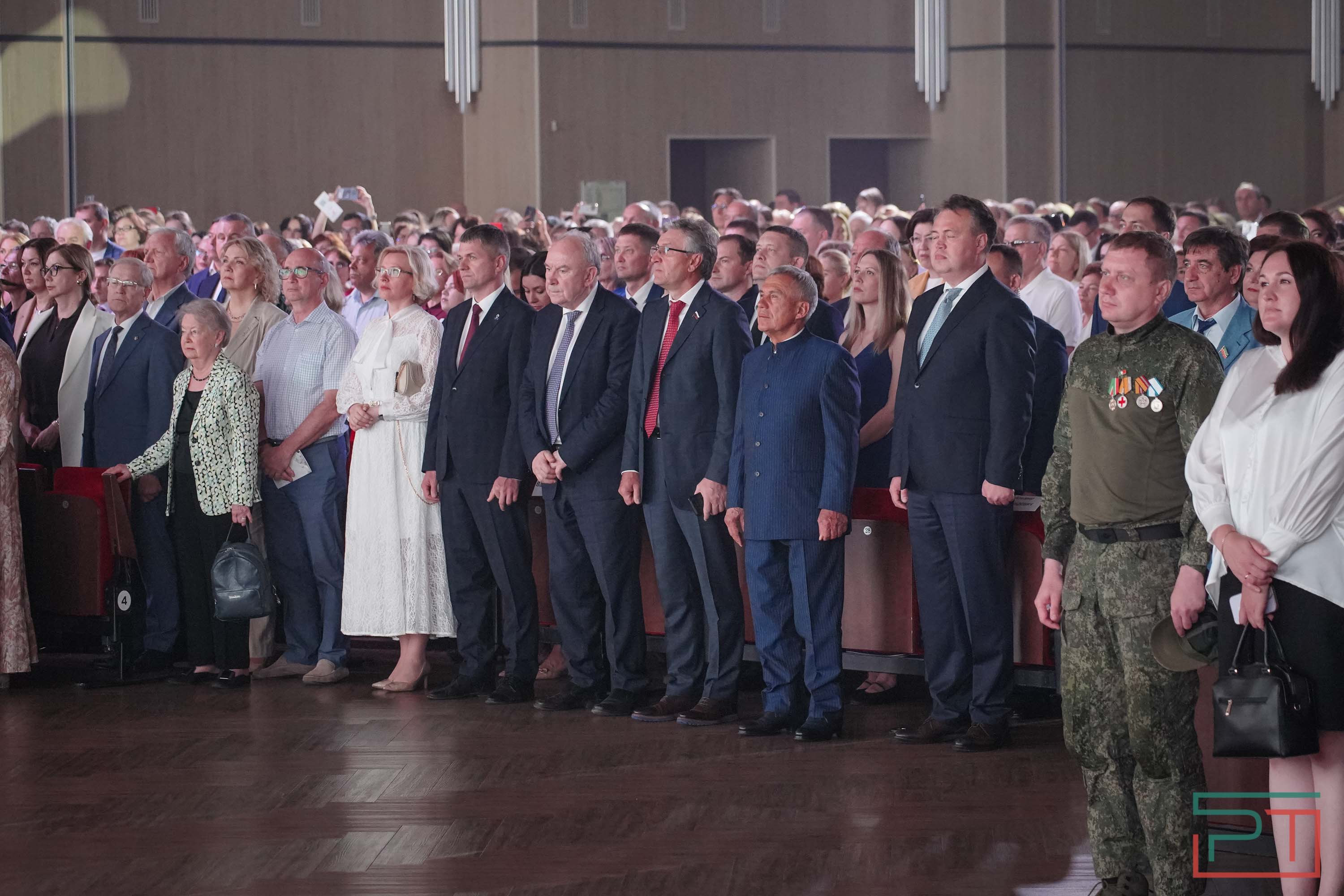 «Считаю себя очень счастливым человеком»: врачом года в Татарстане стала педиатр