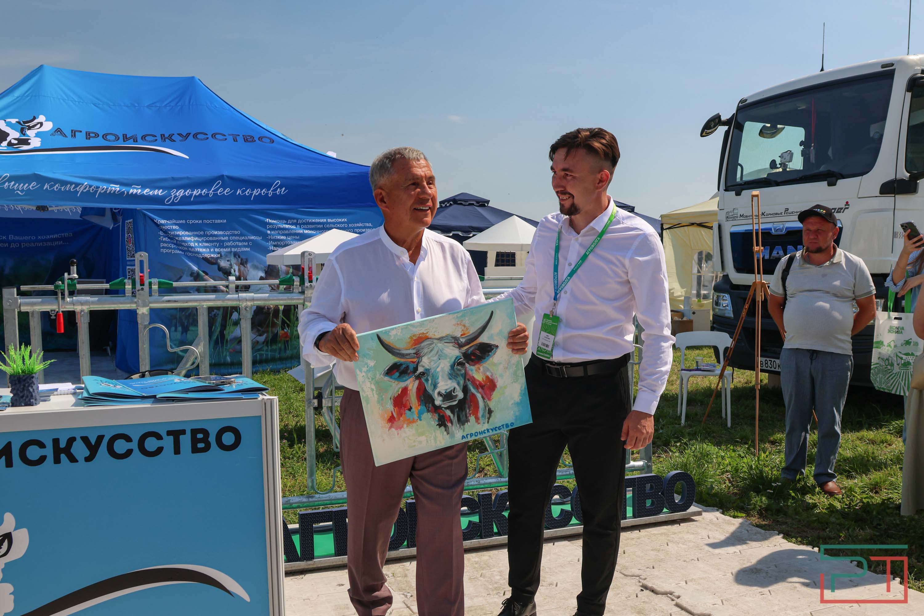 «Агроволга-2025» в Казани: и машины подарили, и интернет в селах запустили