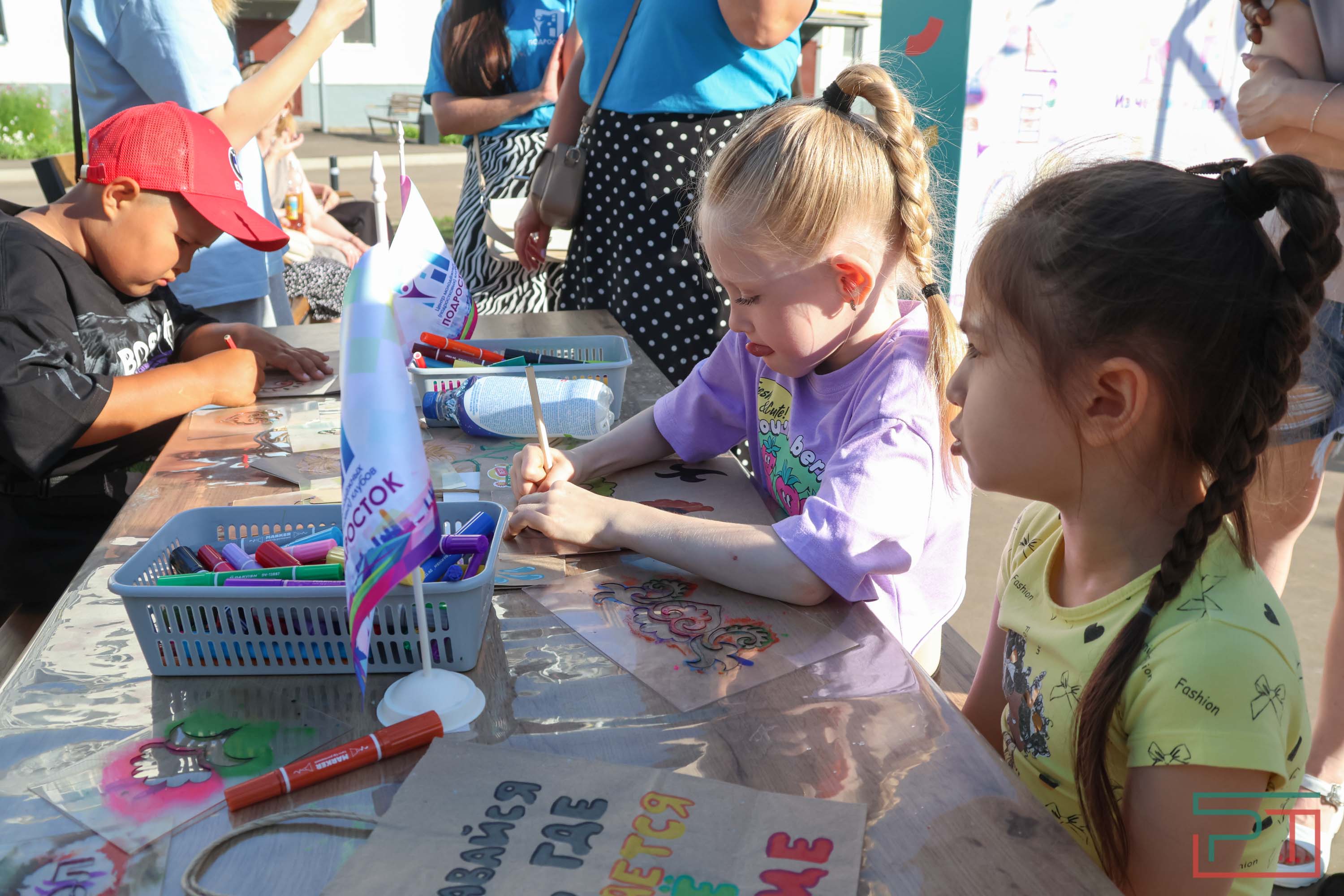 Рустам Минниханов принял участие в празднике двора в Набережных Челнах