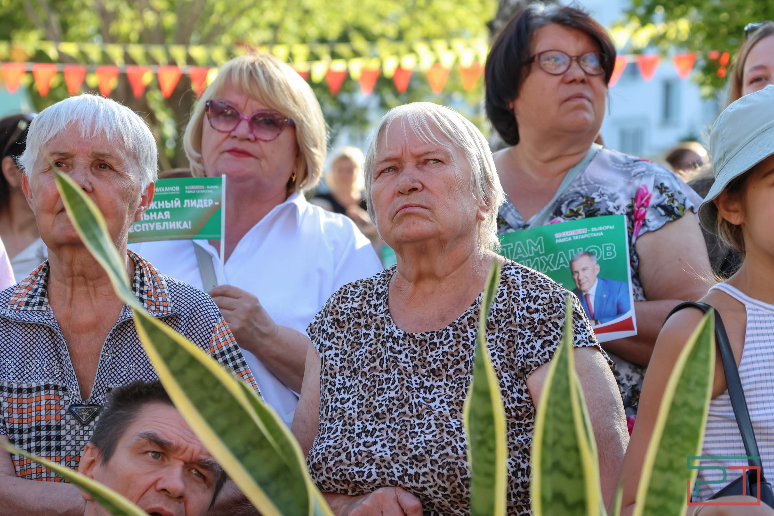 Рустам Минниханов принял участие в празднике двора в Набережных Челнах