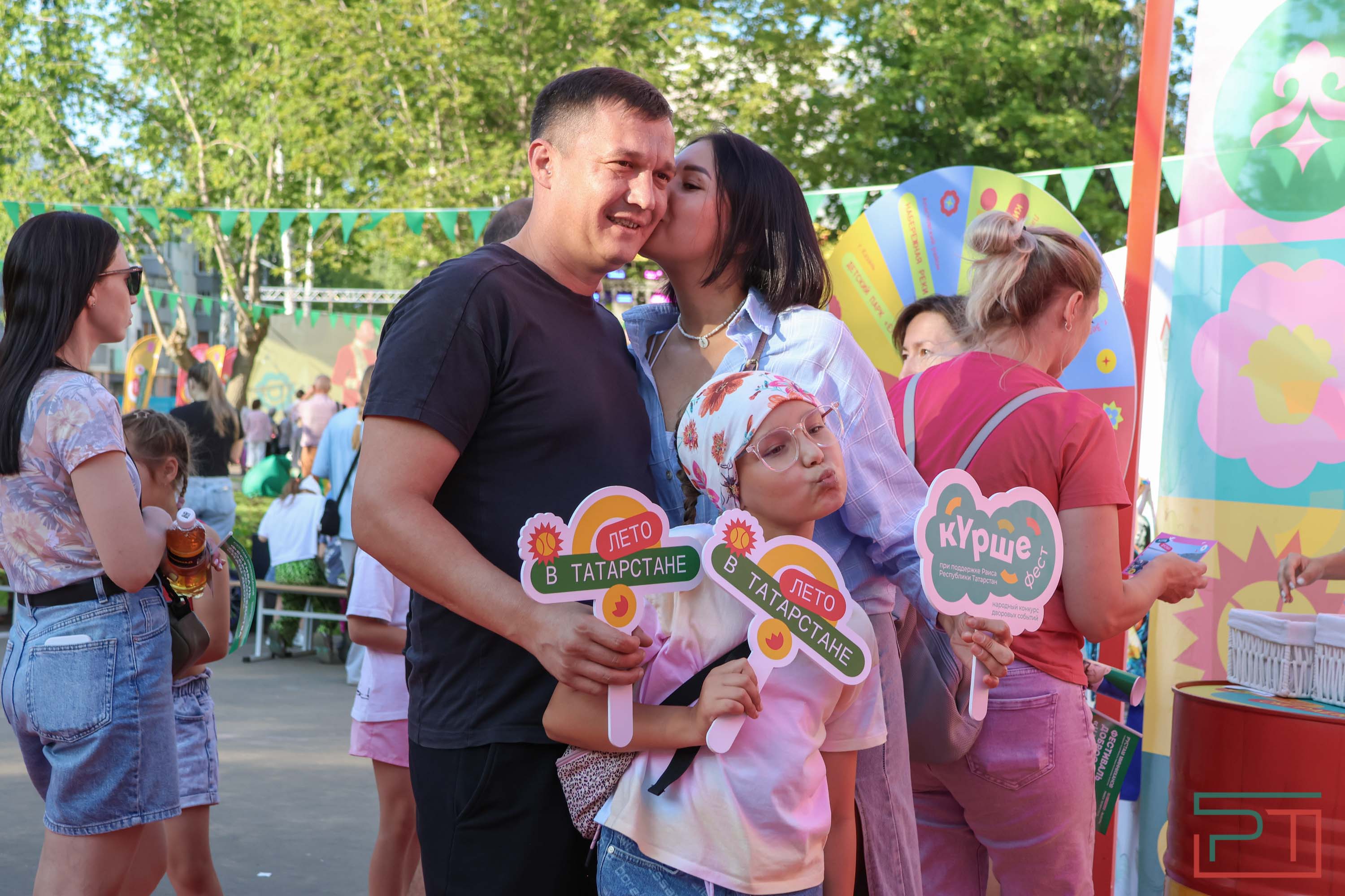 Рустам Минниханов принял участие в празднике двора в Набережных Челнах