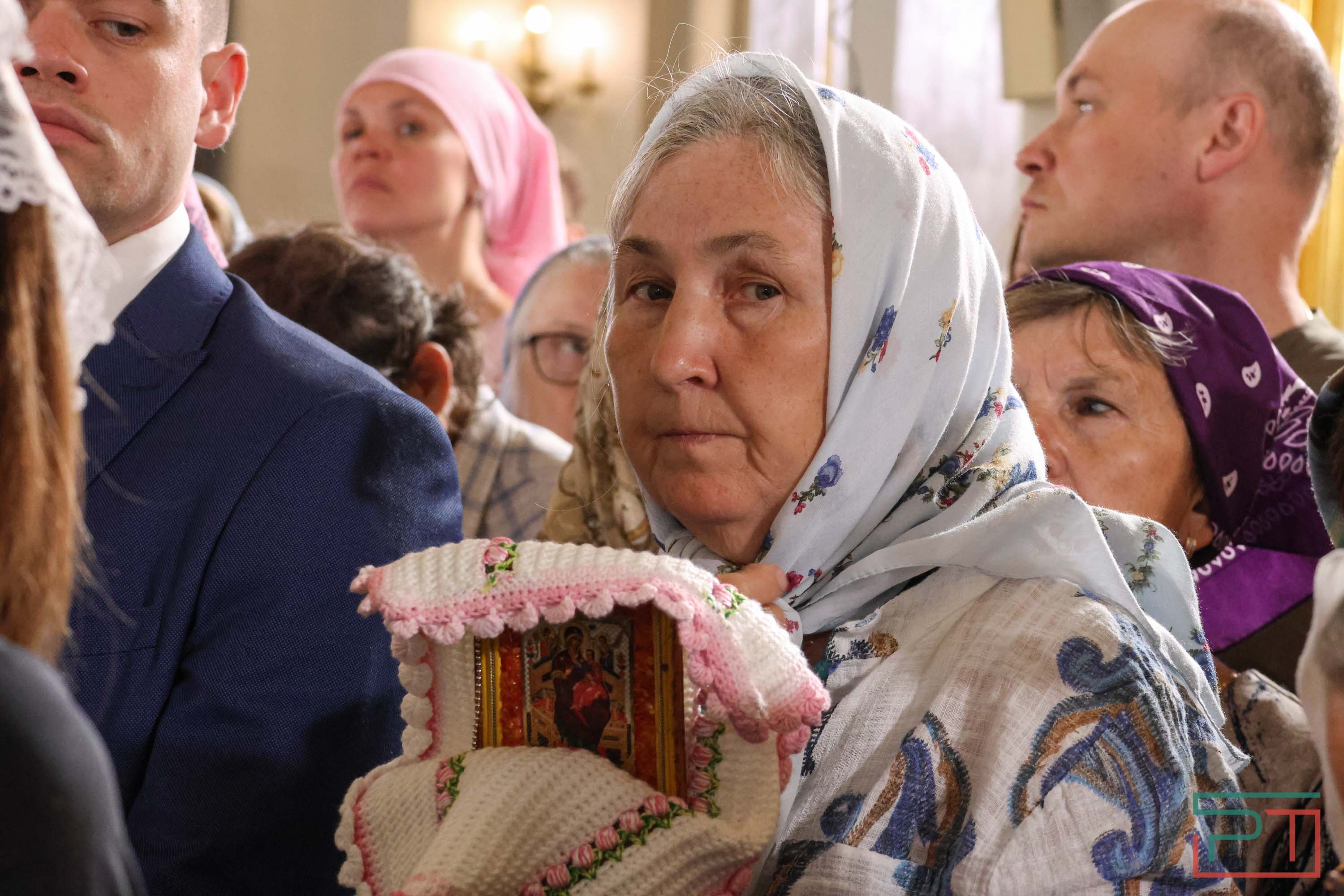 Патриарх Кирилл возглавил службу в Казанском соборе