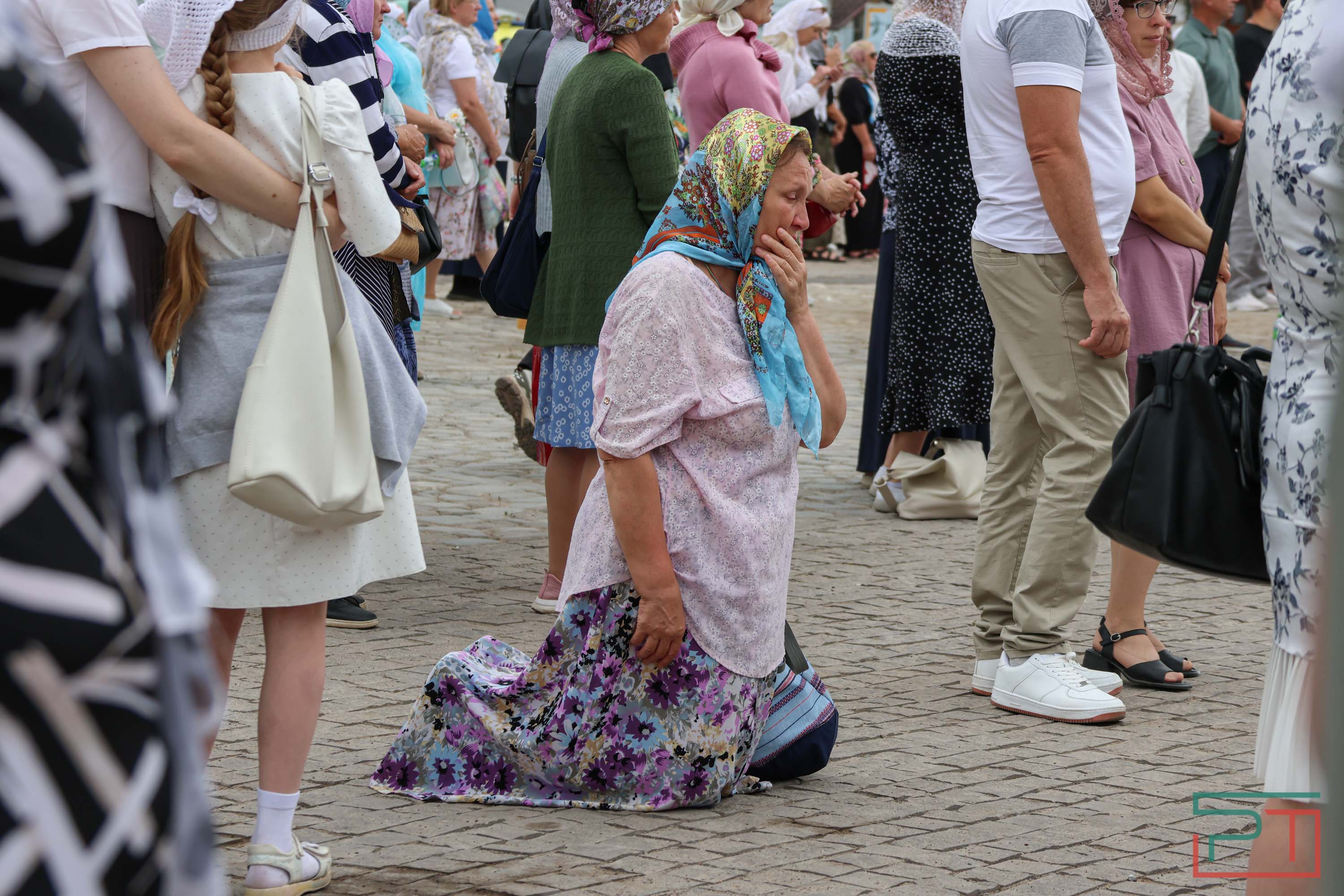 Патриарх Кирилл возглавил службу в Казанском соборе