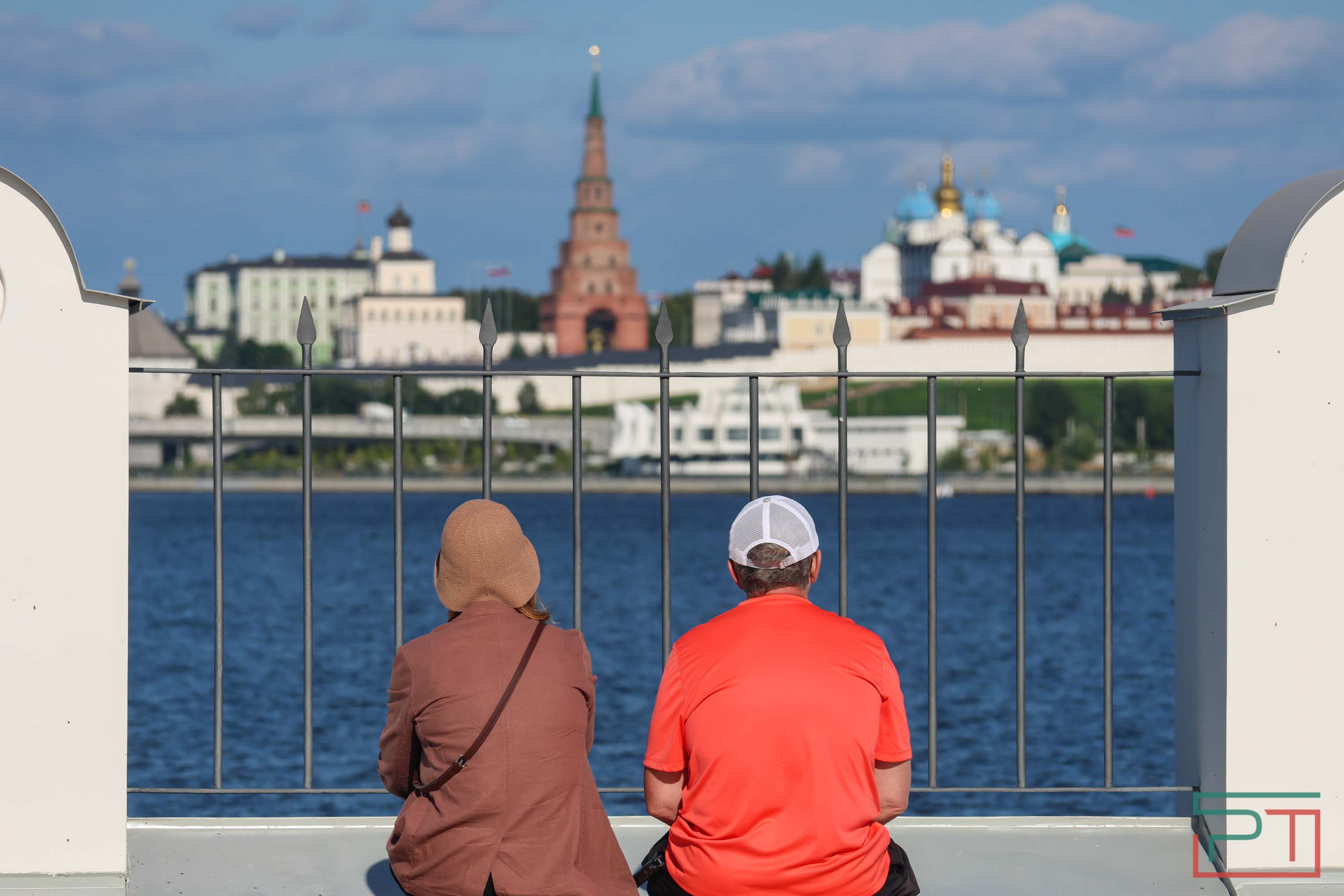 Первое богослужение в храме-памятнике