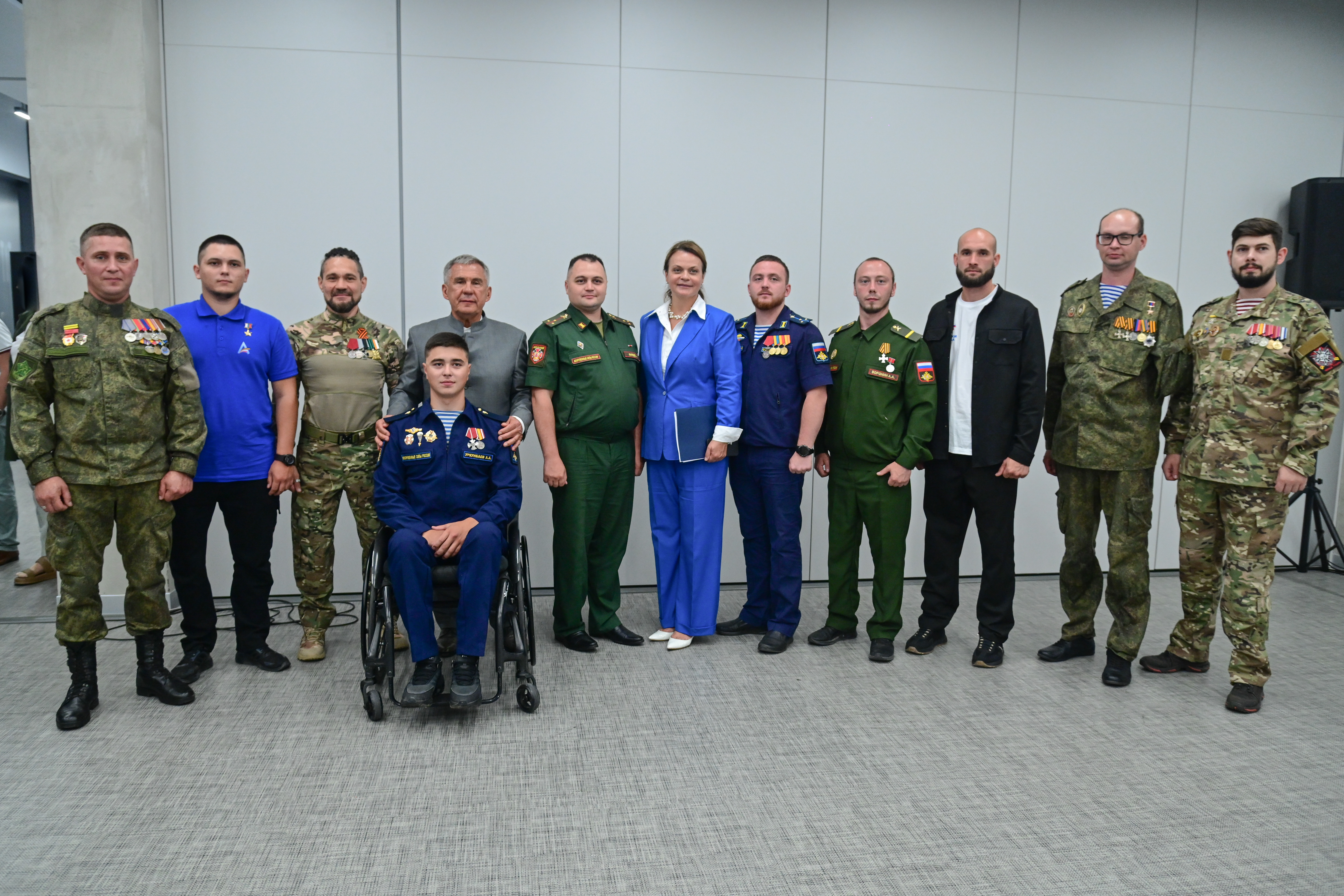 «Спасибо вам за силу духа»: Минниханов и Цивилева поговорили с ветеранами СВО