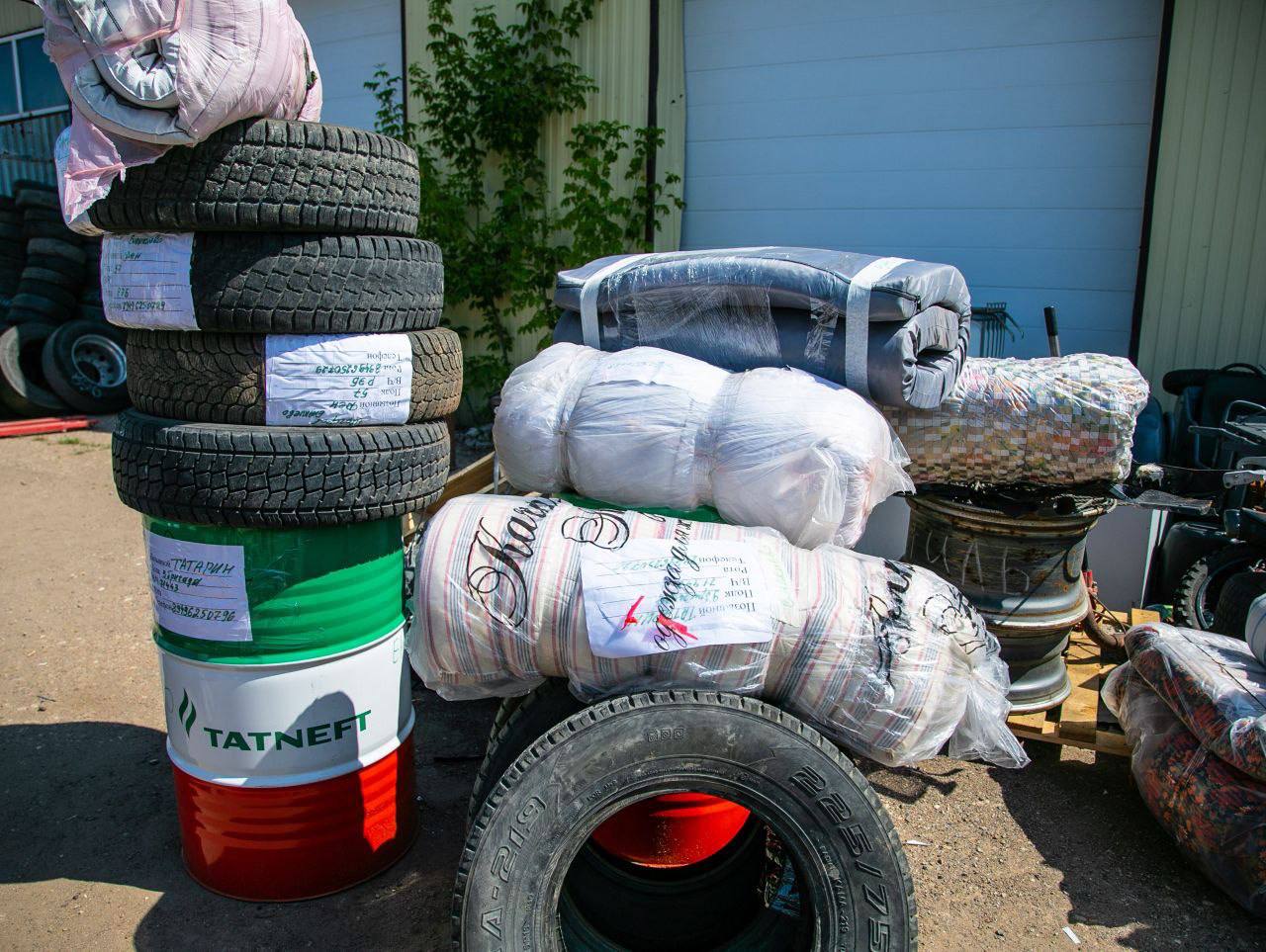 Нижнекамск отправил более 20 тонн гумпомощи на СВО