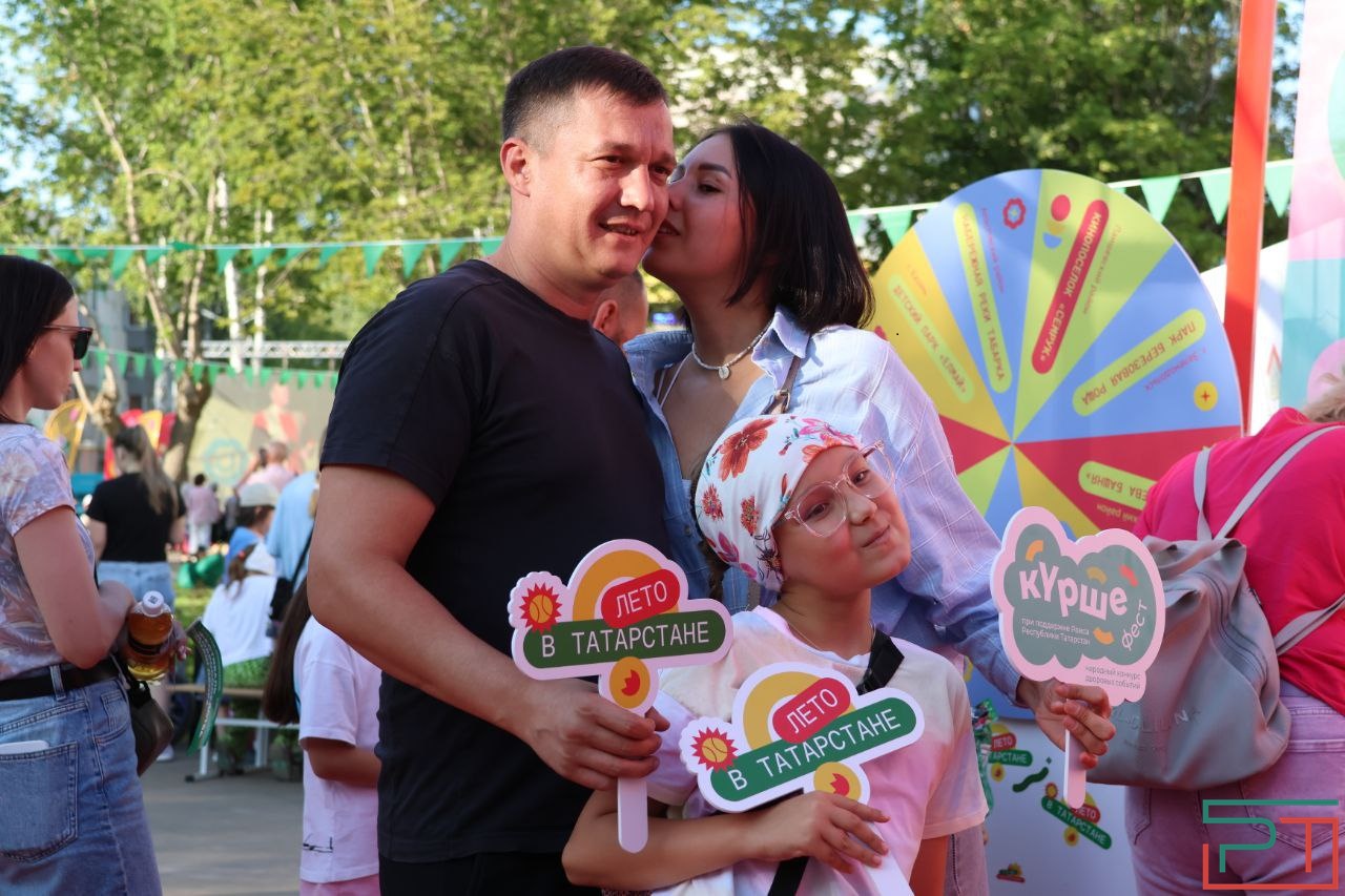 Рустам Минниханов принял участие в празднике двора в поселке ГЭС