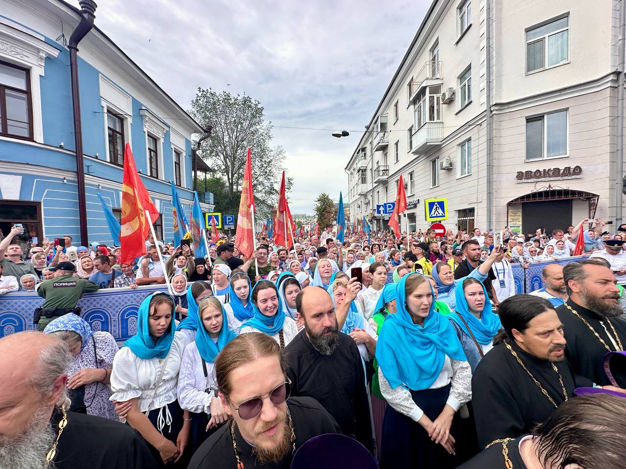 В Казани прошел крестный ход с Казанской иконой Божией Матери