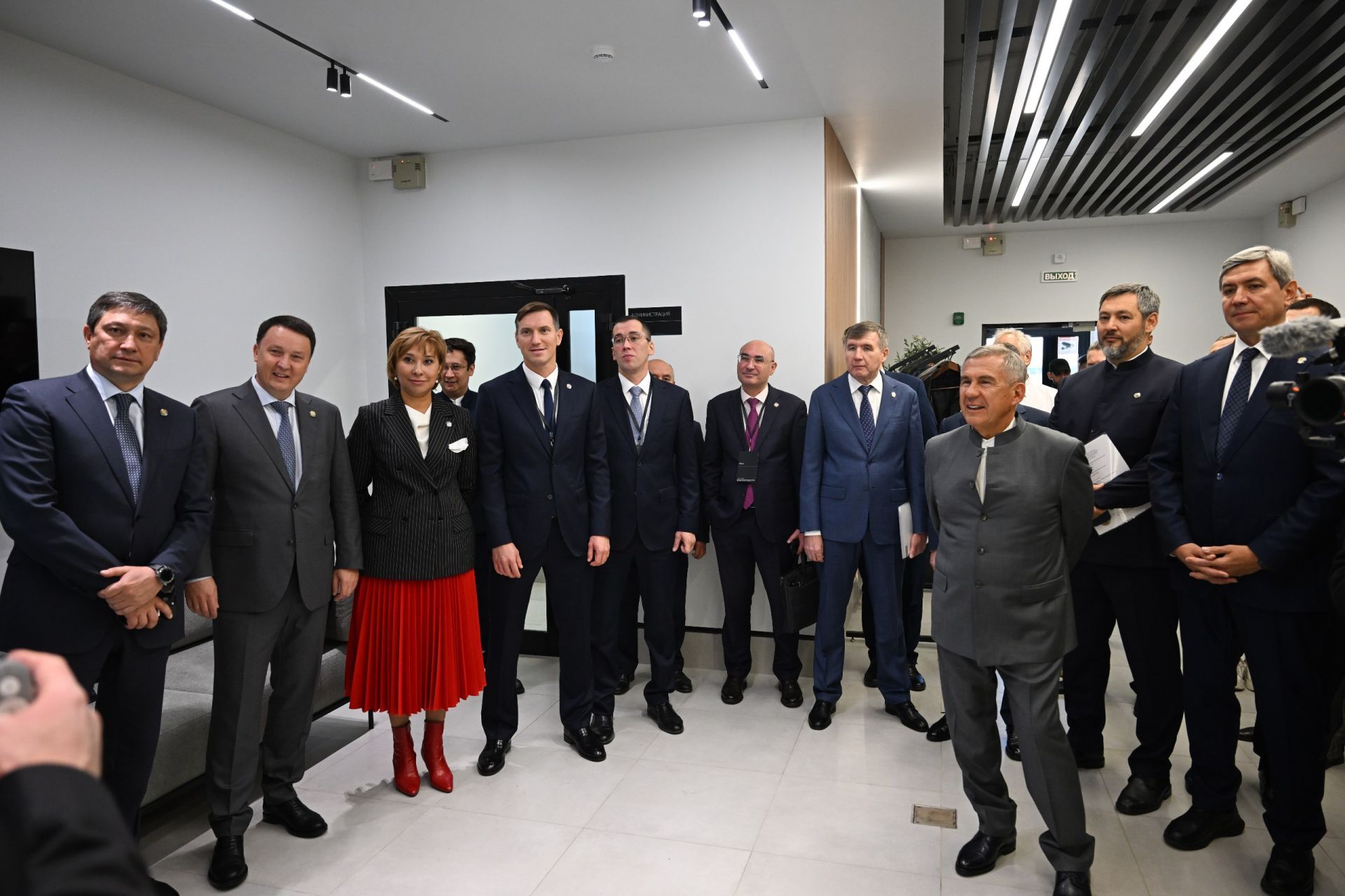 Минниханов открыл завод литий-ионных аккумуляторных батарей в Лаишевском районе