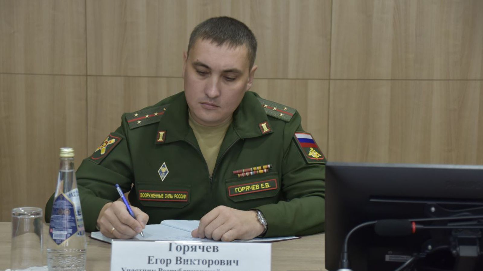 Ветеран СВО по программе «Батырлар» прошел стажировку в Госкомитете Татарстана по тарифам