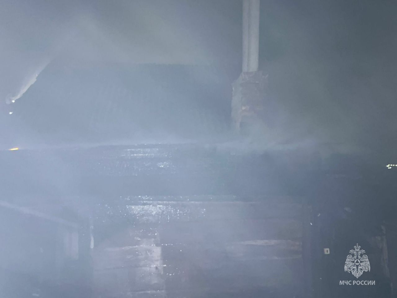 Из горящего дома в Бугульме спасен 77-летний мужчина