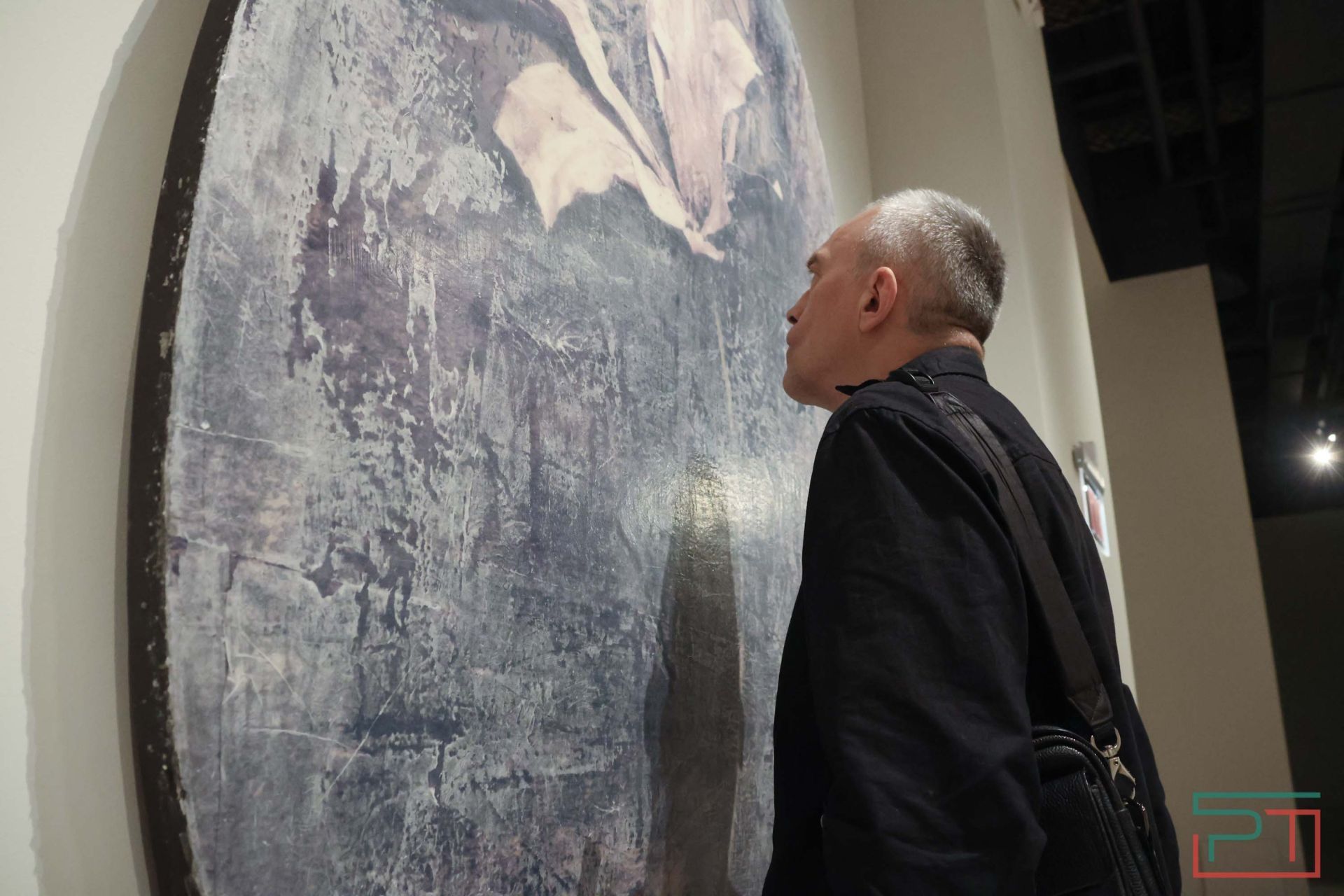 Выставка Юрия Купера «СФУМАТО» открылась в Казани