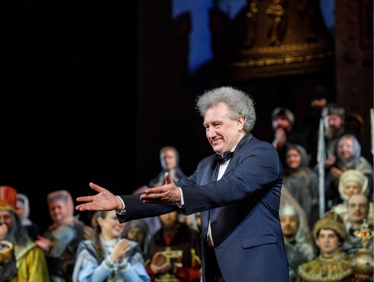 Новым главным дирижером Театра оперы и балета им.Джалиля стал Андрей Аниханов