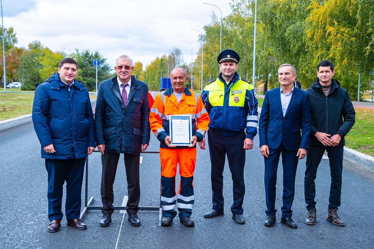 В Нижнекамске запустили движение по обновленной улице Лесной