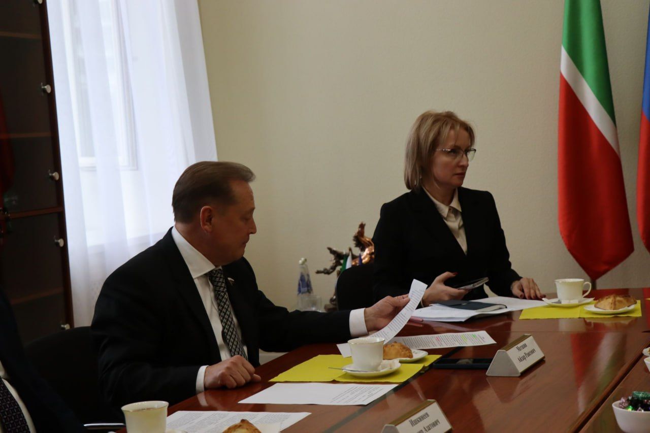 Депутат Госдумы Метшин провел прием участников СВО в Нурлате