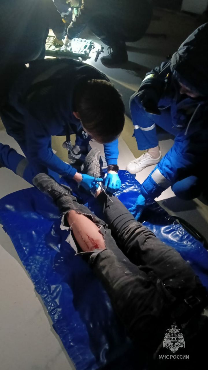 В Казани спасли подростка, застрявшего в вентиляции заброшенного здания