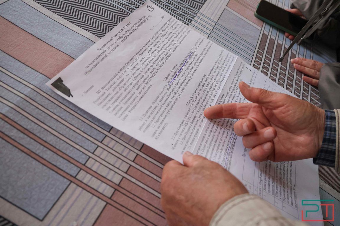 Никакой ширины, никакой глубины: жители села в Лаишевском районе пытаются спасти погибающее озеро