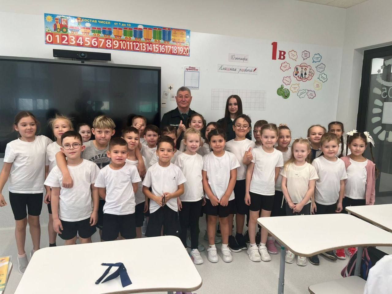 Герой СВО рассказал школьникам Альметьевска о бережном отношении к природе