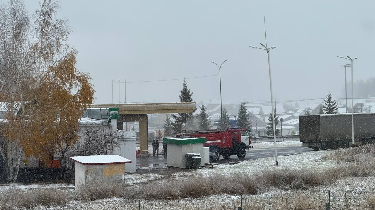 На автозаправке в Нурлате загорелась машина