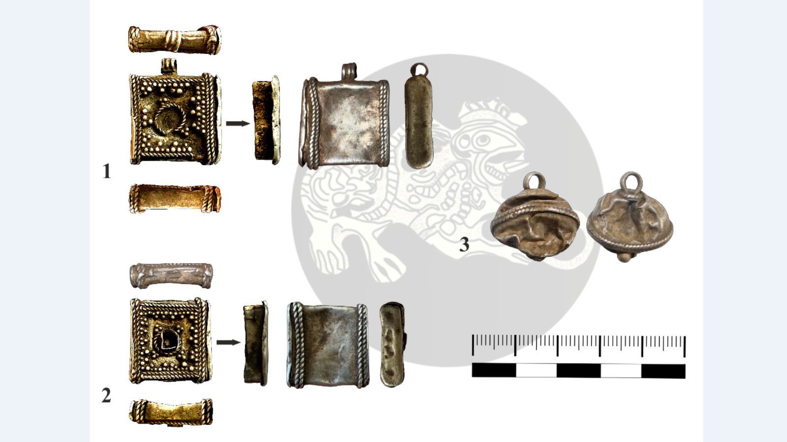 Археологи нашли в Татарстане раннеболгарские серебряные амулетницы