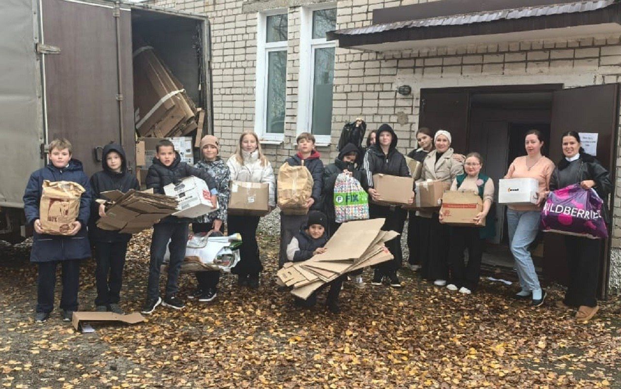 Ученики школы в Лаишевском районе собрали более 300 кг макулатуры и пластика на переработку