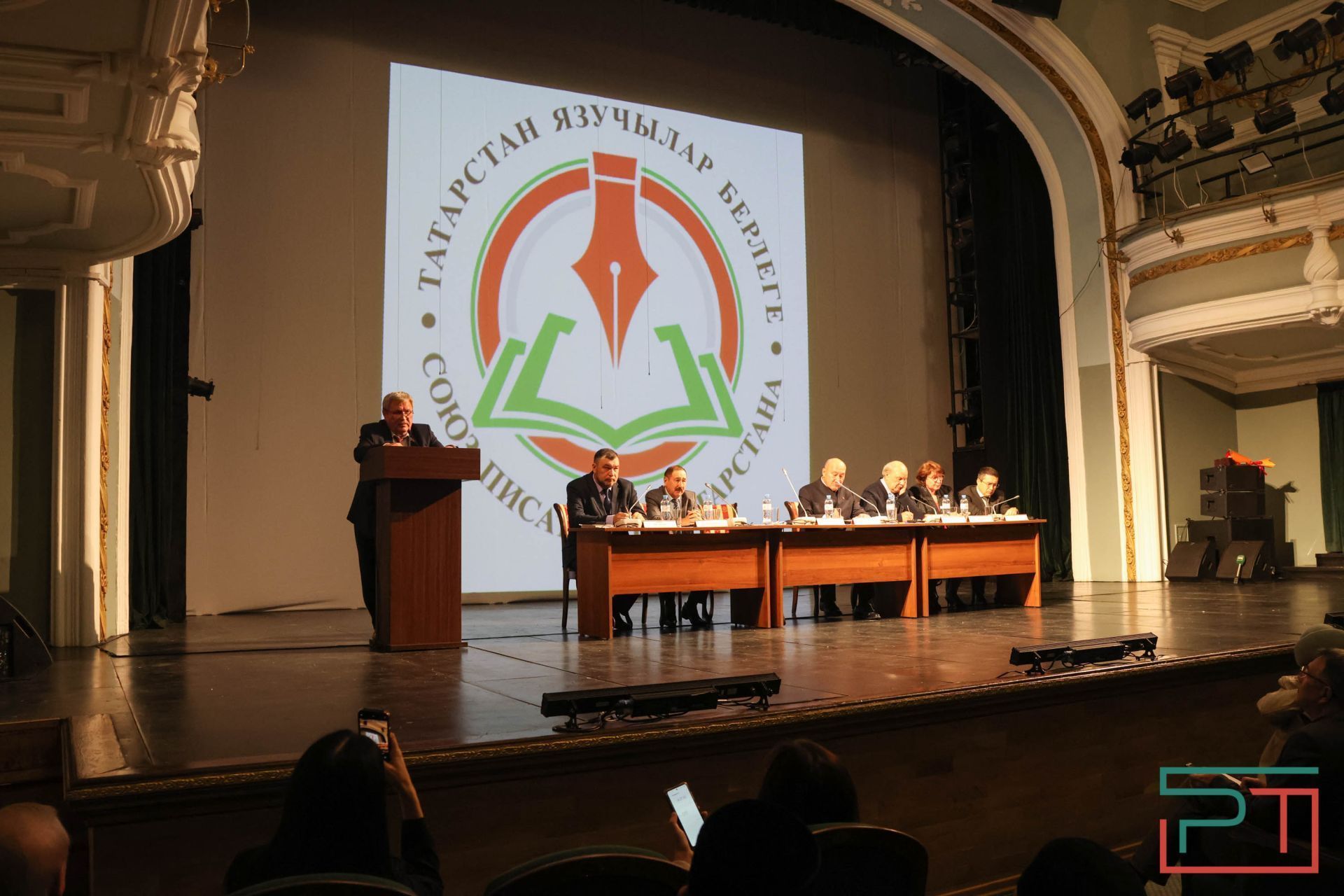 Время культурной изоляции закончилось: татарстанские литераторы вошли в состав общероссийского союза