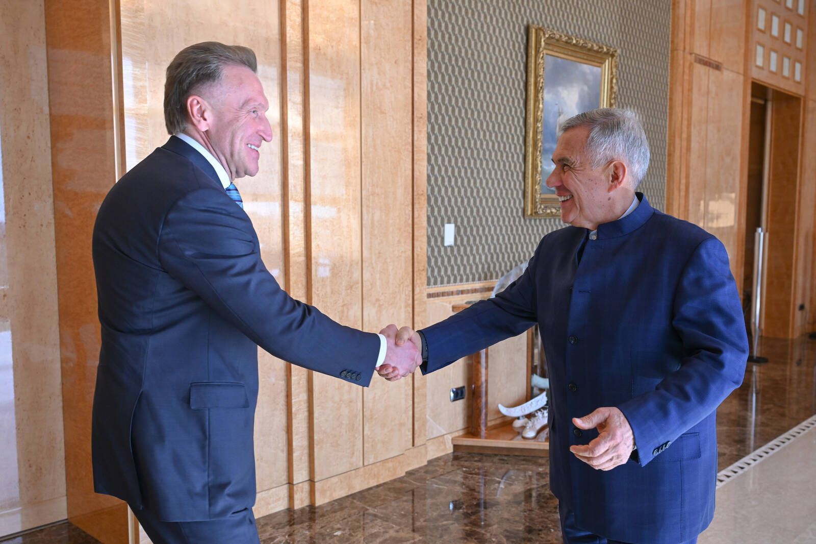 Минниханов и Шувалов обсудили развитие моногородов Татарстана