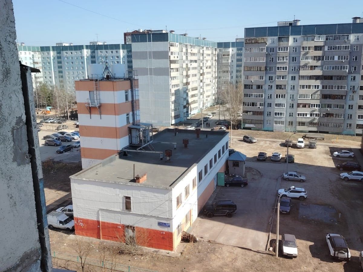 «Сколько можно уплотнять?»: казанцы воюют против строительства элитной высотки в своем дворе