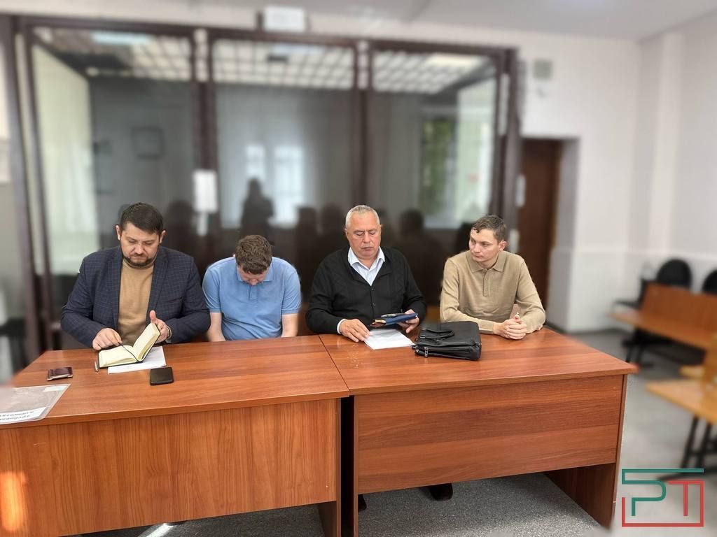 В Казани судят полицейских, которые сломали ребра задержанному