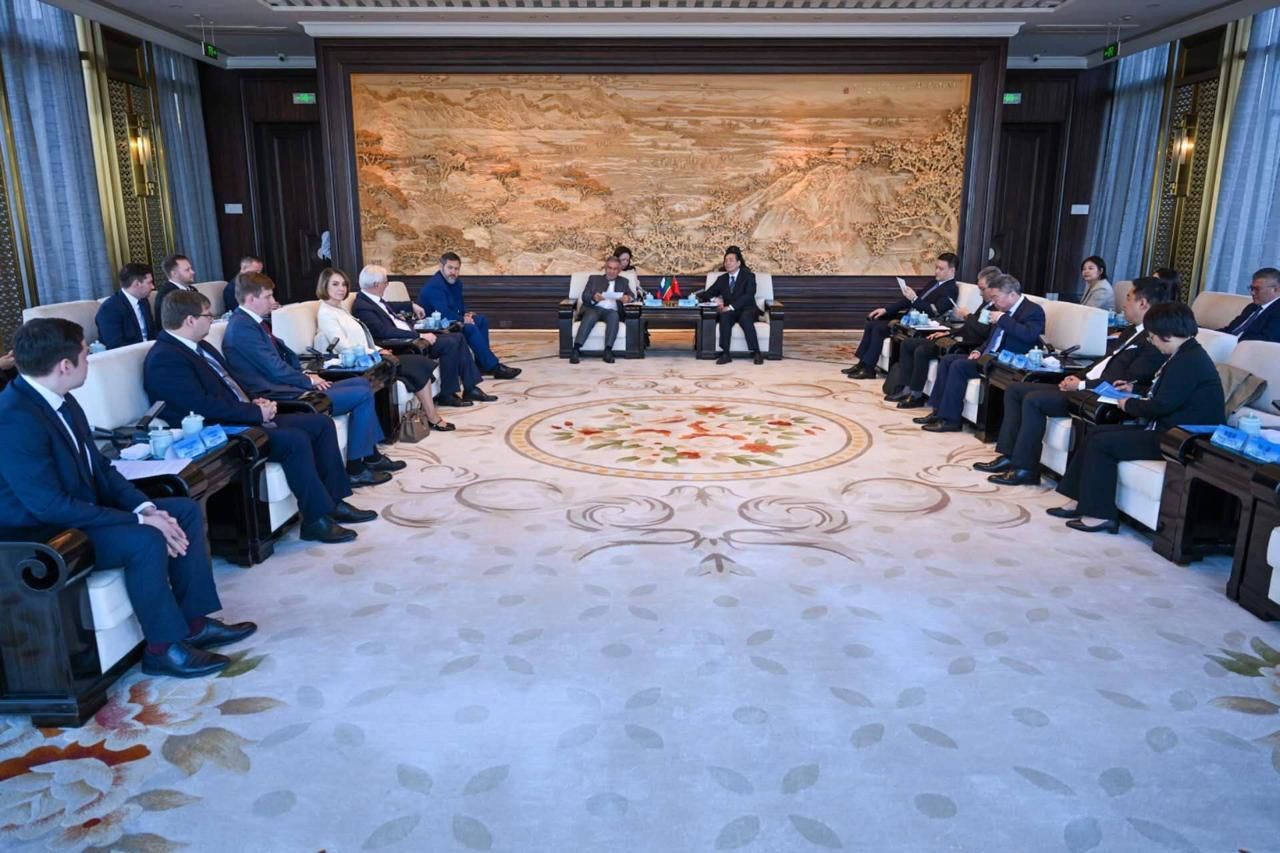 Рустам Минниханов и секретарь комитета компартии Китая Хучжоу Чэнь Хао провели встречу