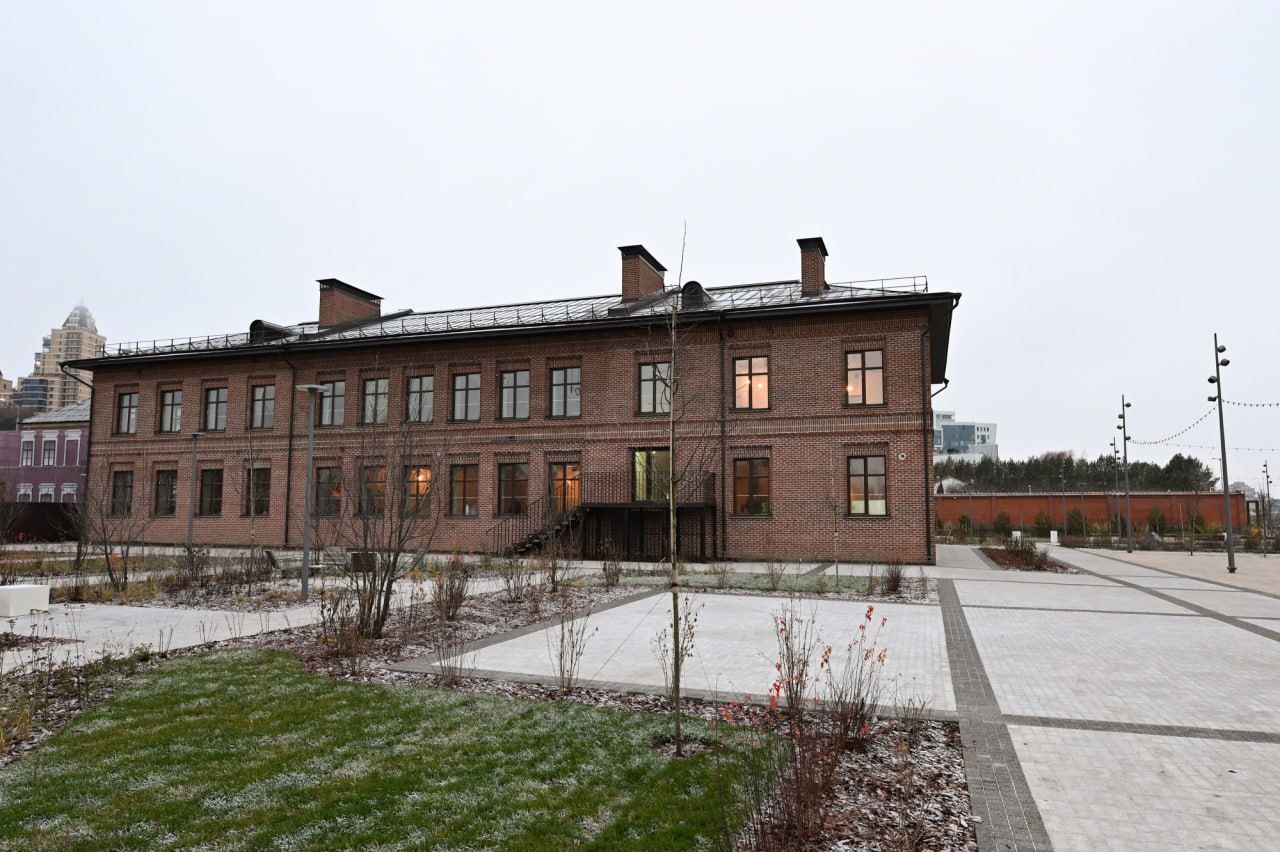 Новый Дом работников образования в Казани подключили к коммуникациям