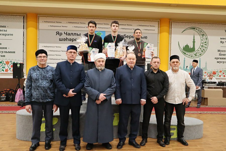 Житель Нижнекамска завоевал путевку в хадж на турнире по корэш и армрестлингу