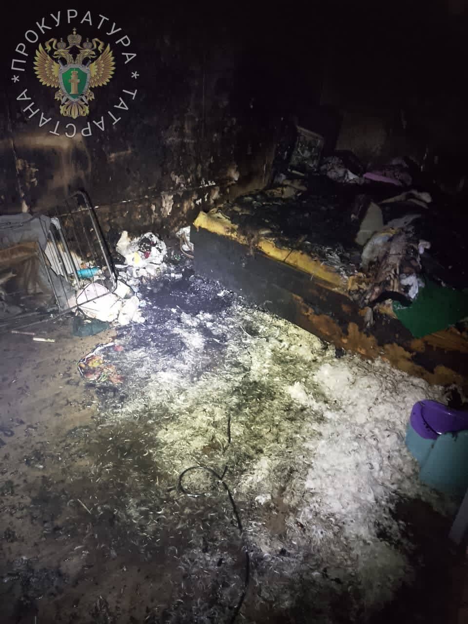 На пожаре в Нурлате погибла женщина, две ее дочери госпитализированы с травмами