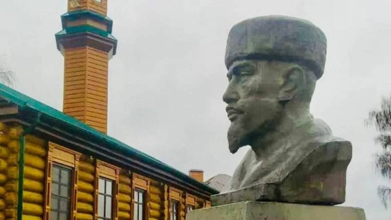 Памятник Каюму Насыри в Татарстане признают объектом культурного наследия