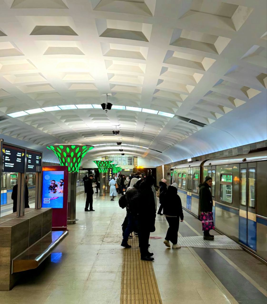 В Казани возобновила работу станция метро «Дубравная»