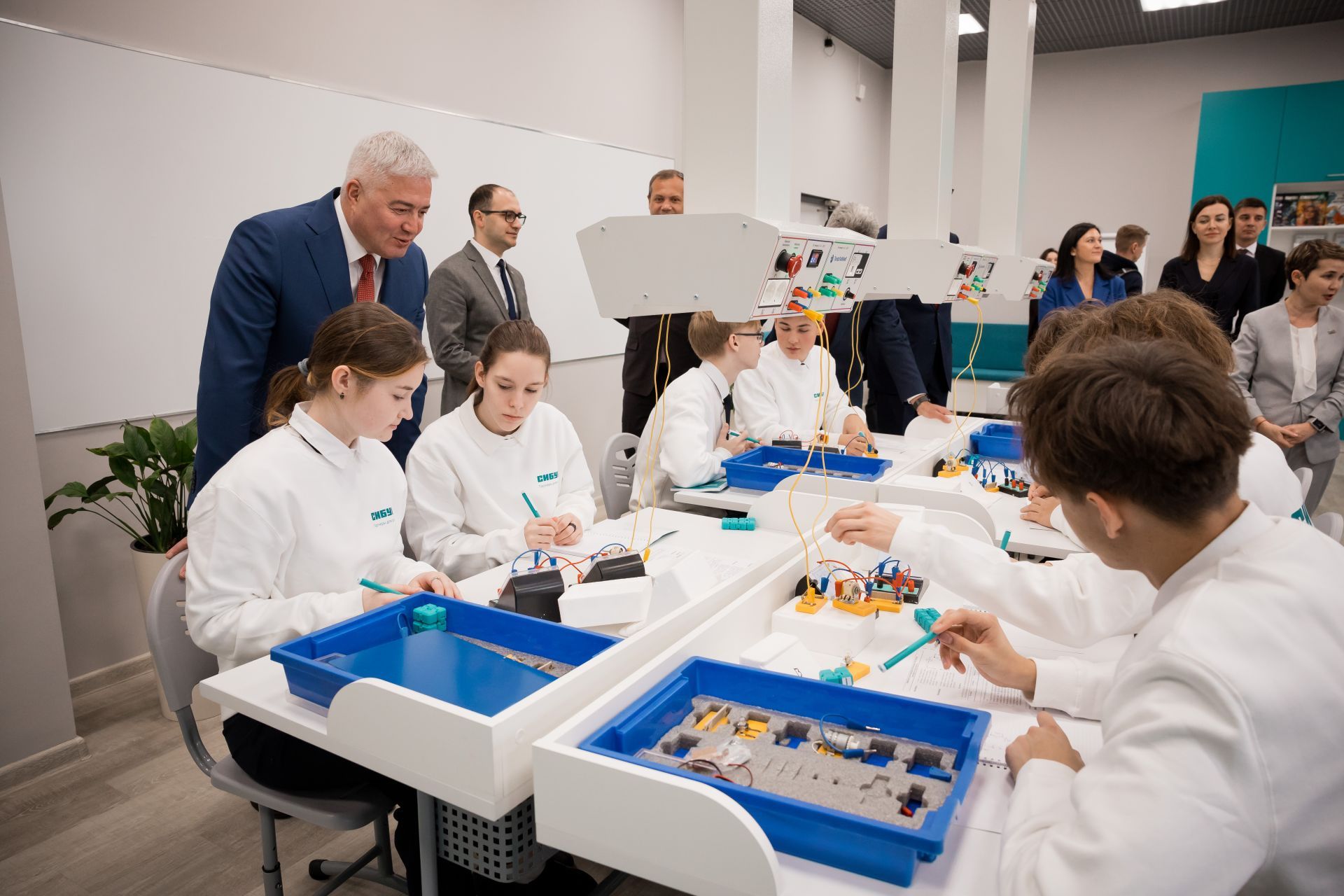 В лицее Иннополиса открыли СИБУР-класс