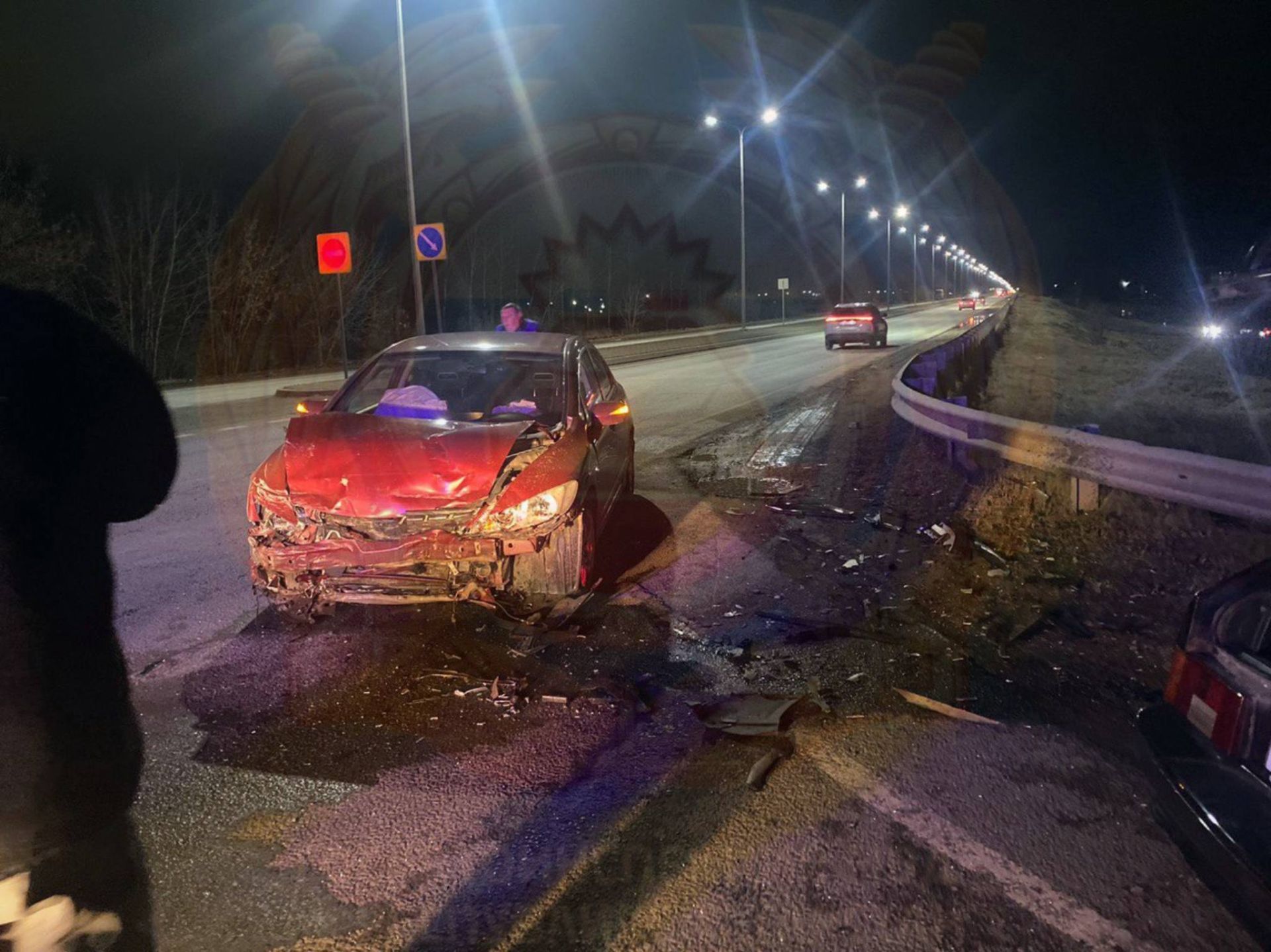 В Челнах «ВАЗ» столкнулся со встречной легковушкой при развороте, погиб пассажир