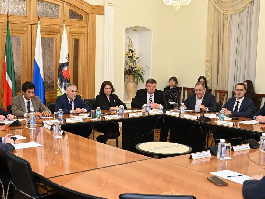 Представители Казани и Комсомольска-на-Амуре обменялись лучшими практиками в разных сферах