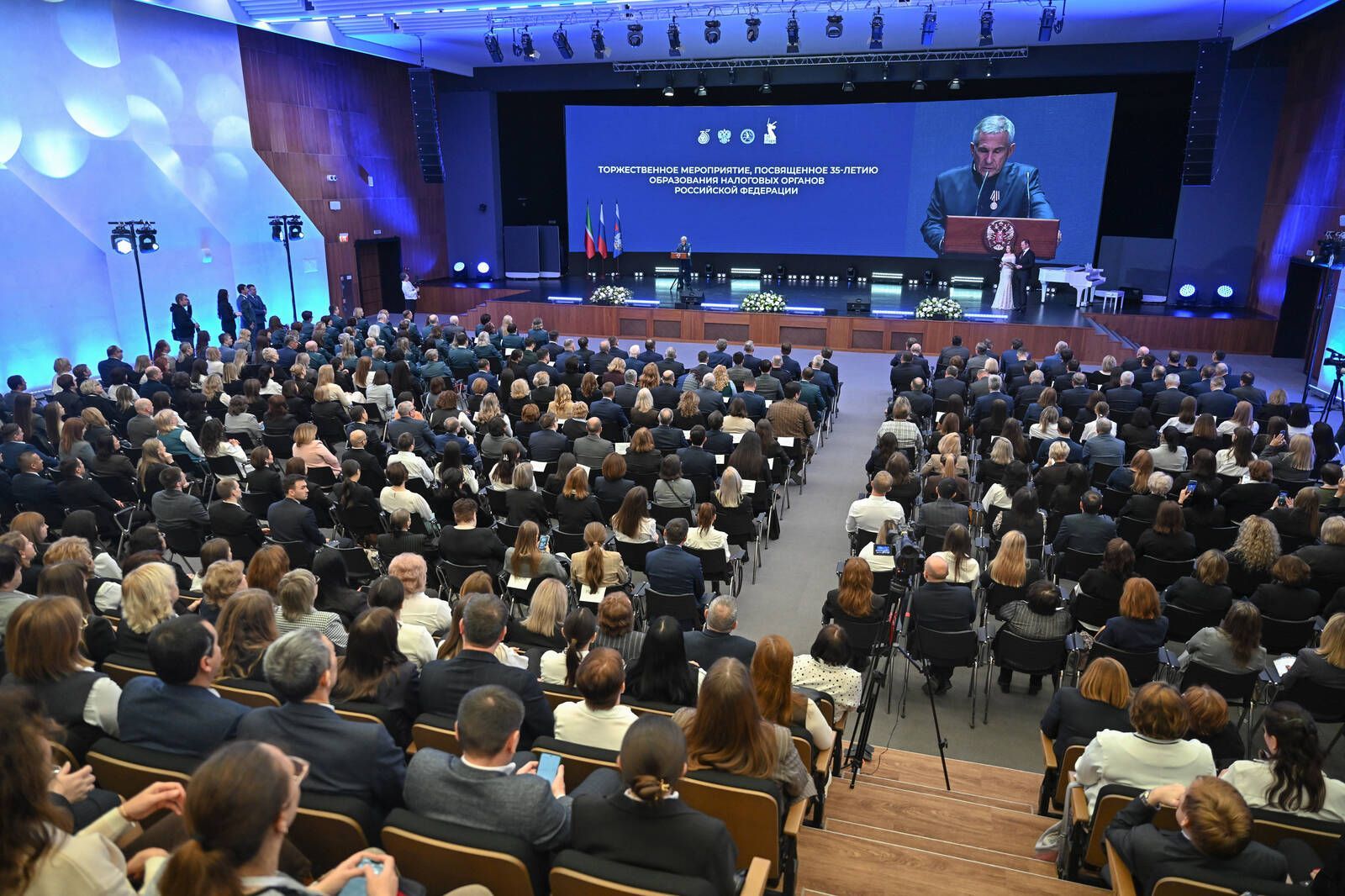 Минниханов: Татарстан по объему налоговых доходов занимает первое место в ПФО