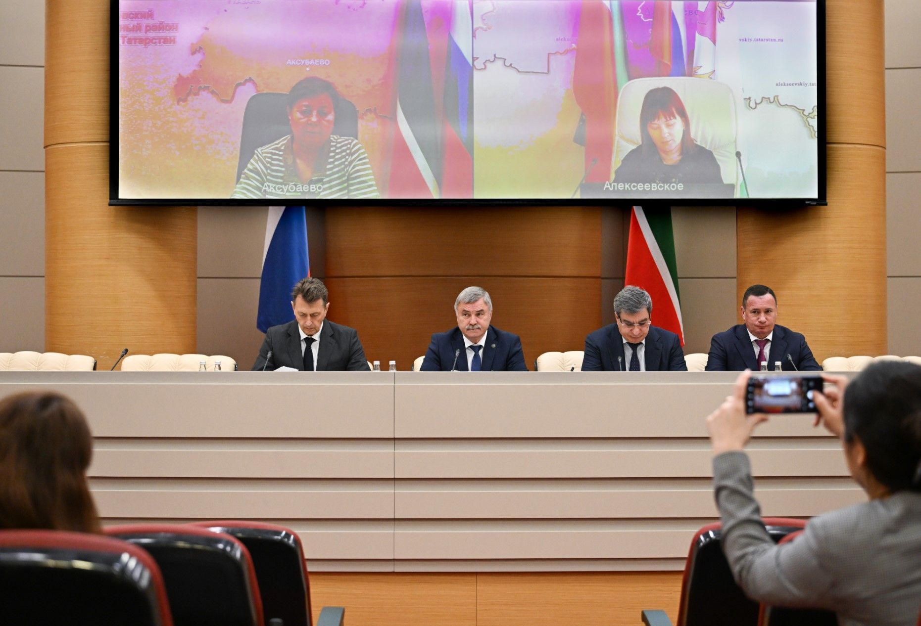 «Жители были приятно шокированы»: в Правительстве Татарстана подвели итоги дорожного сезона