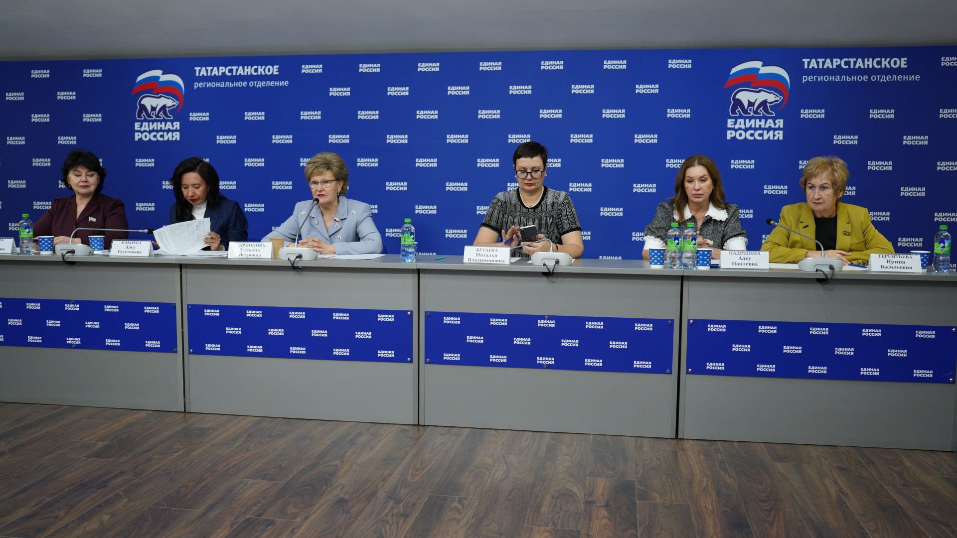 Татарстан до конца года обеспечит жильем 13 бойцов-сирот, ушедших на СВО