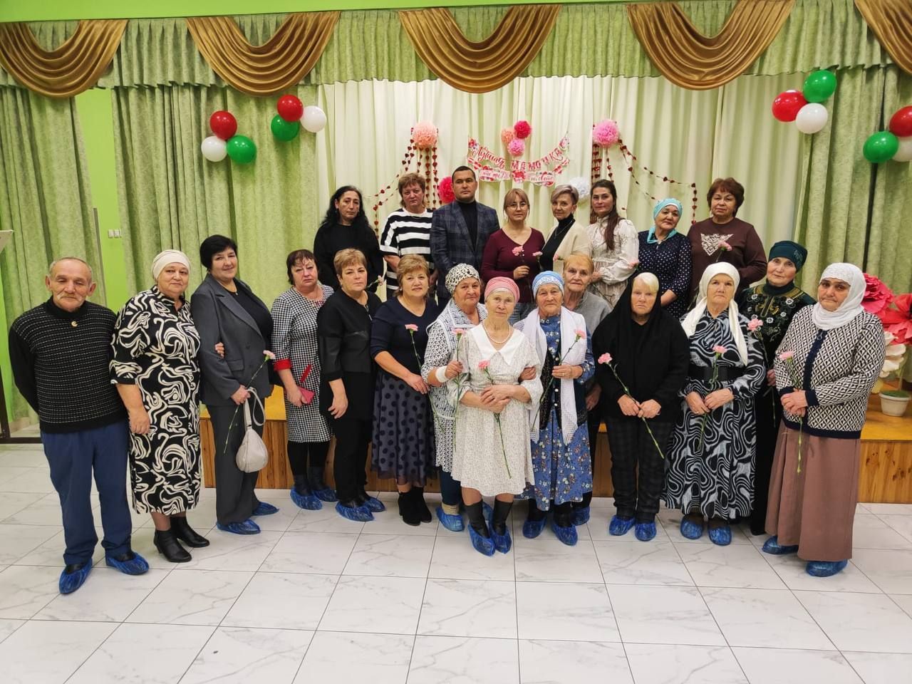 В Высокогорском районе вручили подарки и поздравили матерей участников СВО