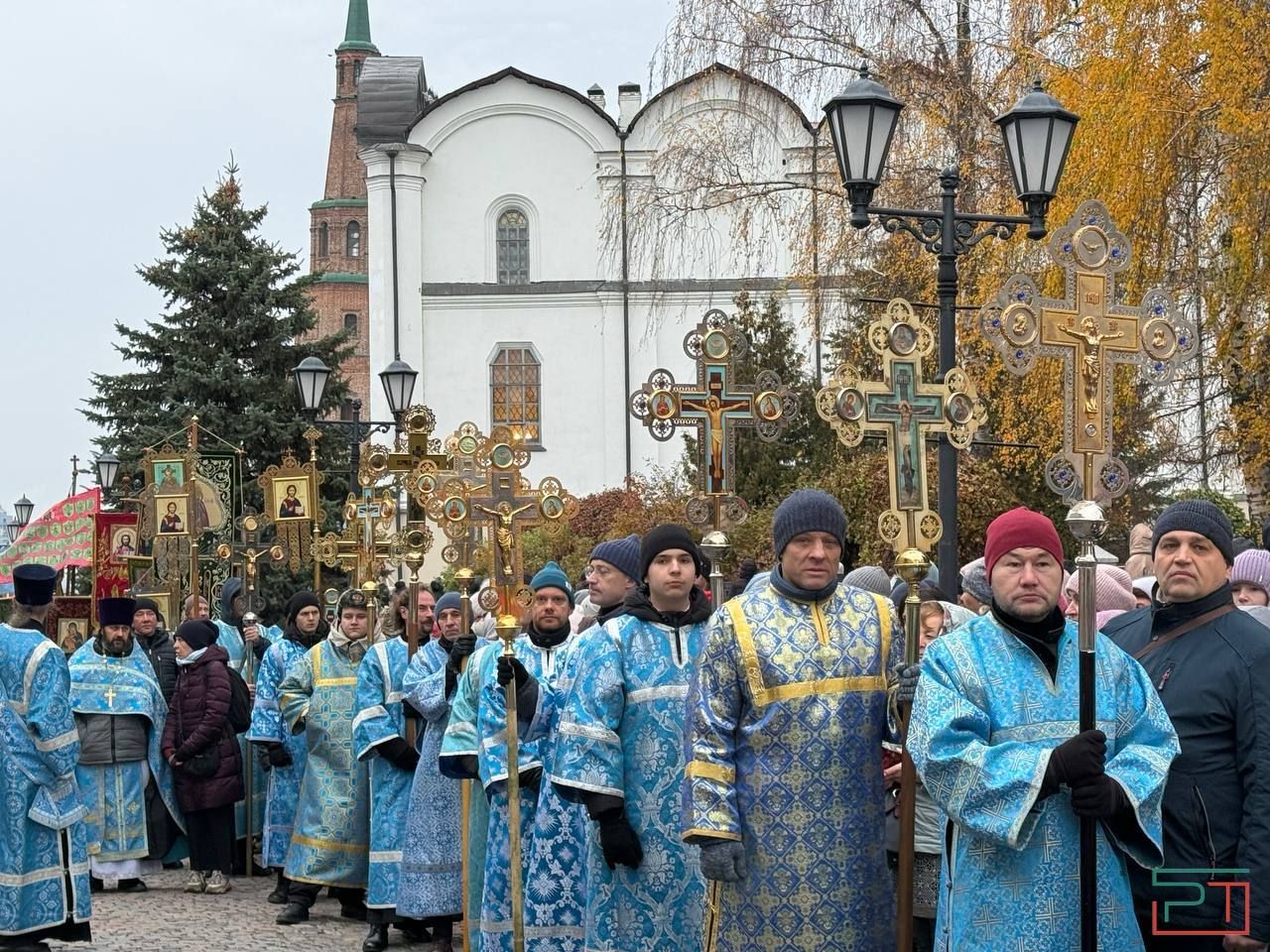 В столице Татарстана проходит крестный ход в честь Казанской иконы Божией Матери – фото