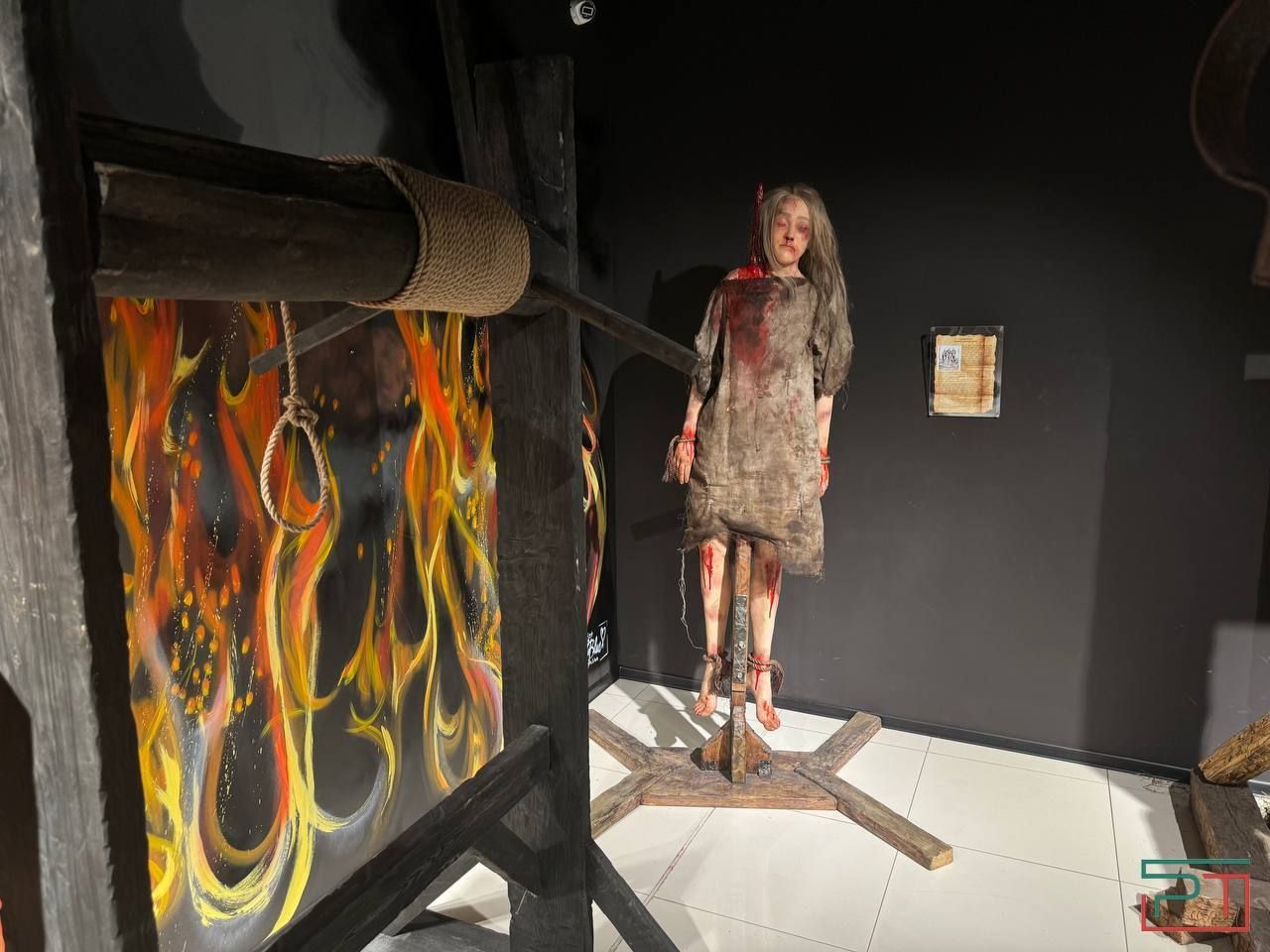 «Мама, за что ее повесили?»: в Казани взялись шокировать туристов казнями и пытками