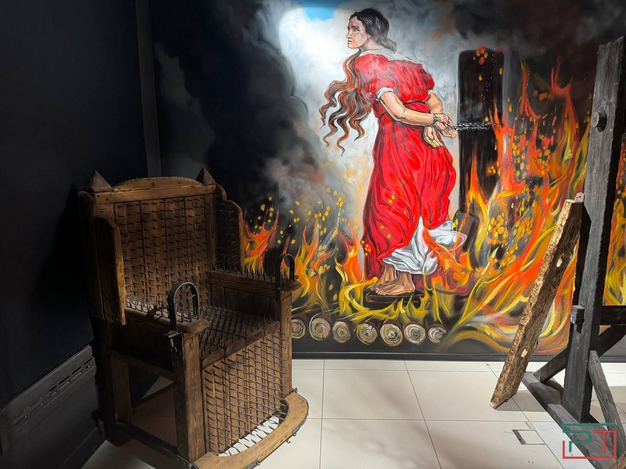 «Мама, за что ее повесили?»: в Казани взялись шокировать туристов казнями и пытками