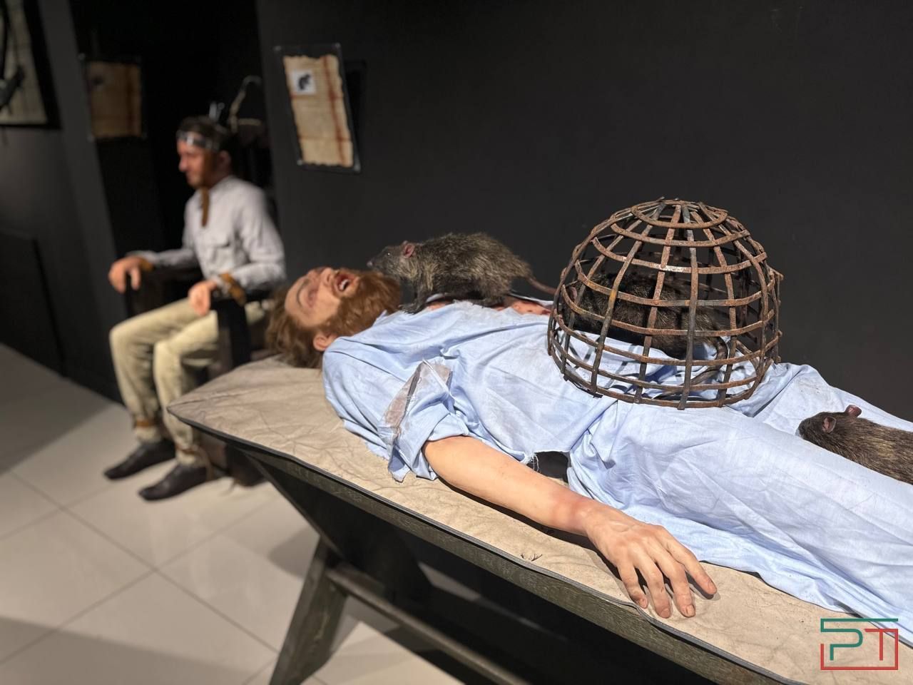 «Мама, за что ее повесили?»: в Казани взялись шокировать туристов казнями и пытками