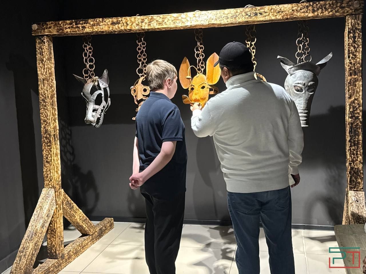 «Мама, за что ее повесили?»: в Казани взялись шокировать туристов казнями и пытками