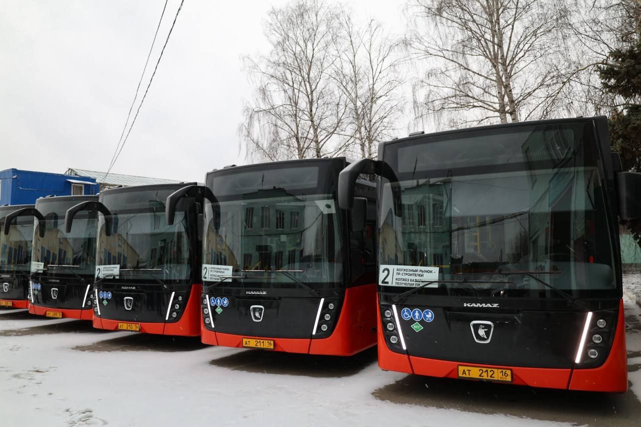 Зеленодольск благодаря нацпроекту получил 12 новых автобусов