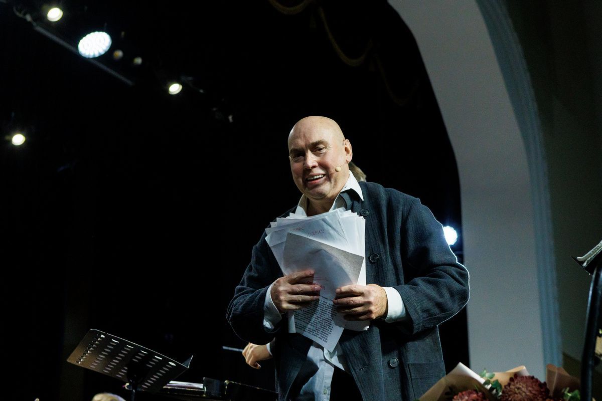 «Умирать не страшно»: Виктор Сухоруков дал единственный спектакль в Казани